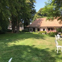 รูปภาพถ่ายที่ Château du Breuil โดย Bertrand R. เมื่อ 7/26/2018