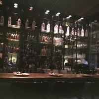 Foto tirada no(a) ARIA First floor Bar por Ram em 11/30/2018