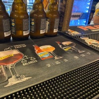 9/30/2023 tarihinde Elmer B.ziyaretçi tarafından Arte Cerveza - Beer Store'de çekilen fotoğraf