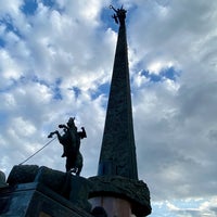 Photo taken at Монумент Победы by 𝓔𝓿𝓰𝓮𝓷𝓲𝔂 😎 on 8/8/2020