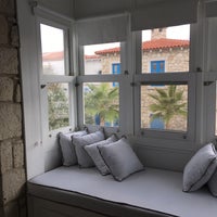 Das Foto wurde bei Alaçatı Casa Bella Otel von Seda am 10/8/2016 aufgenommen