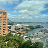 Foto tirada no(a) Renaissance Boston Waterfront Hotel por Otto O. em 6/26/2021