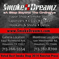 Foto tirada no(a) Smoke Dreamz por Damn C. em 3/23/2016