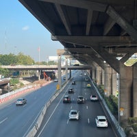 Photo taken at Ratchawipha Interchange by MrMeaW on 12/17/2022