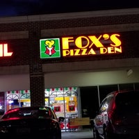 9/12/2018에 Steve님이 Fox&amp;#39;s Pizza Den Greer에서 찍은 사진