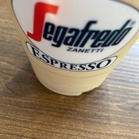 Photo taken at Segafredo Zanetti Espresso by あおやまひろ on 6/5/2022