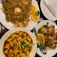 Photo prise au Szechuan Restaurant par あおやまひろ le9/28/2020