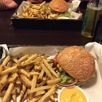 3h S Burger Chicken Burger Joint In Bayenthal