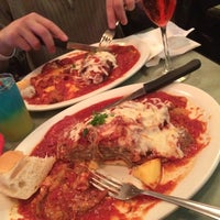 4/18/2014 tarihinde Laura A.ziyaretçi tarafından Italian Express Pizzeria'de çekilen fotoğraf