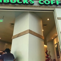 Photo taken at Starbucks by Elisabete S. on 11/14/2017