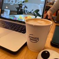 8/14/2022 tarihinde Teresa W.ziyaretçi tarafından Absolute Coffee'de çekilen fotoğraf