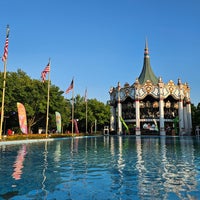 Foto tirada no(a) Six Flags Great America por Stephanie A. em 8/22/2023