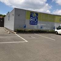 Photo taken at Bio-Planet by Marcella on 5/3/2018