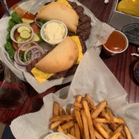 Foto diambil di Bub&amp;#39;s Burgers &amp;amp; Ice Cream oleh A.. ‏. pada 3/23/2019