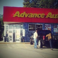 Photo taken at Advance Auto Parts by Rayy L. on 12/22/2012
