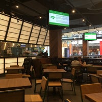 Photo taken at Shake Shack by Melvin S. on 7/16/2015