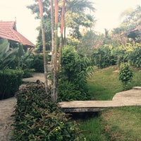 Photo taken at Chaw-Ka-Cher Tropicana Lanta Resort by Maik on 11/30/2014