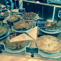 Grand Traverse Pie Company - Pie Shop