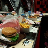 1/4/2014にCadillac BurgersがCadillac Burgersで撮った写真