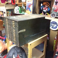 Cottage Crafters Antique Shop In Allentown