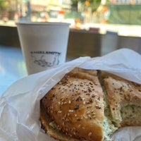 Photo taken at Bagelsmith by Mare L. on 6/28/2022