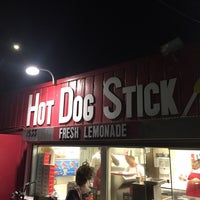 Foto tomada en Hot Dog on a Stick  por Doug el 9/13/2018