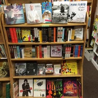 1/1/2014에 Rainbow Books &amp;amp; Music님이 Rainbow Books &amp;amp; Music에서 찍은 사진