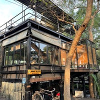 Photo taken at Bangkok Tree House by Surachet L. on 4/8/2022