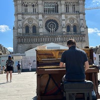 Photo taken at Parvis Notre-Dame — Place Jean-Paul II by Jeongho Jay L. on 8/20/2023