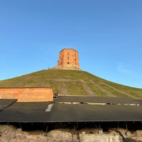 3/30/2024 tarihinde Jeongho Jay L.ziyaretçi tarafından Gedimino Pilies Bokštas | Gediminas’ Tower of the Upper Castle'de çekilen fotoğraf