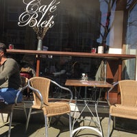 3/25/2017 tarihinde Tonia I.ziyaretçi tarafından Café Blek'de çekilen fotoğraf