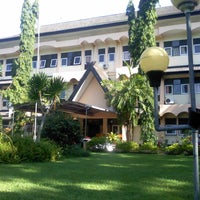 Review Fakultas Hukum Universitas Mataram