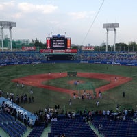 Photo taken at Meiji Jingu Stadium by Kei Relampago K. on 5/6/2013