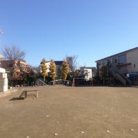 Photo taken at 目黒区立向原小学校 by Takuya S. on 12/16/2012