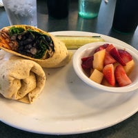 Das Foto wurde bei Metro Diner von Lesley L. am 9/7/2019 aufgenommen
