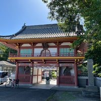 Photo taken at 日照山 無量寿院 極楽寺 (第2番札所) by てゅち on 6/3/2023
