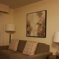 Das Foto wurde bei Homewood Suites by Hilton von Rocio M. am 8/3/2017 aufgenommen