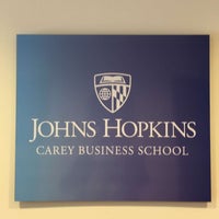 รูปภาพถ่ายที่ Johns Hopkins Carey Business School - Harbor East โดย NC เมื่อ 6/11/2016
