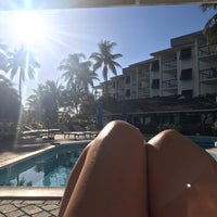 Foto diambil di Pelican Cove Resort &amp;amp; Marina oleh Nicky W. pada 1/11/2019