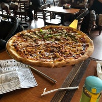 7/14/2018 tarihinde Felipe R.ziyaretçi tarafından NYPD Pizza'de çekilen fotoğraf
