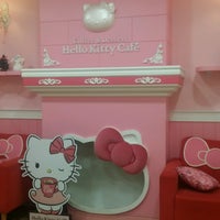 Photo taken at Hello Kitty Cafe by Miko C. on 1/3/2017