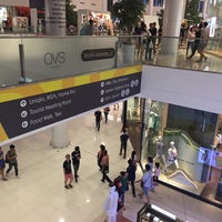 Clarks Shoe Store