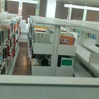Photo taken at Biblioteca Parque Estadual by Rafael F. on 11/20/2019