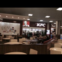 Photo taken at KFC by Lina🌚 on 2/29/2016
