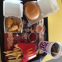 Photo taken at McDonald&amp;#39;s by Cream D. on 4/18/2018