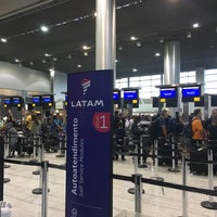 Photo taken at Check-in LATAM by Marcos G. on 1/4/2019