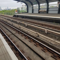 Photo taken at Pontoon Dock DLR Station by Krisztián F. on 5/17/2019