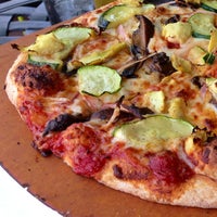 Снимок сделан в Pizza Fusion of Westchase пользователем Michael D. 1/16/2013