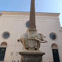 Photo taken at Elefantino e Obelisco della Minerva by Kvíčala on 10/25/2022
