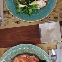 Foto diambil di Negra Café oleh Kvíčala pada 2/1/2019